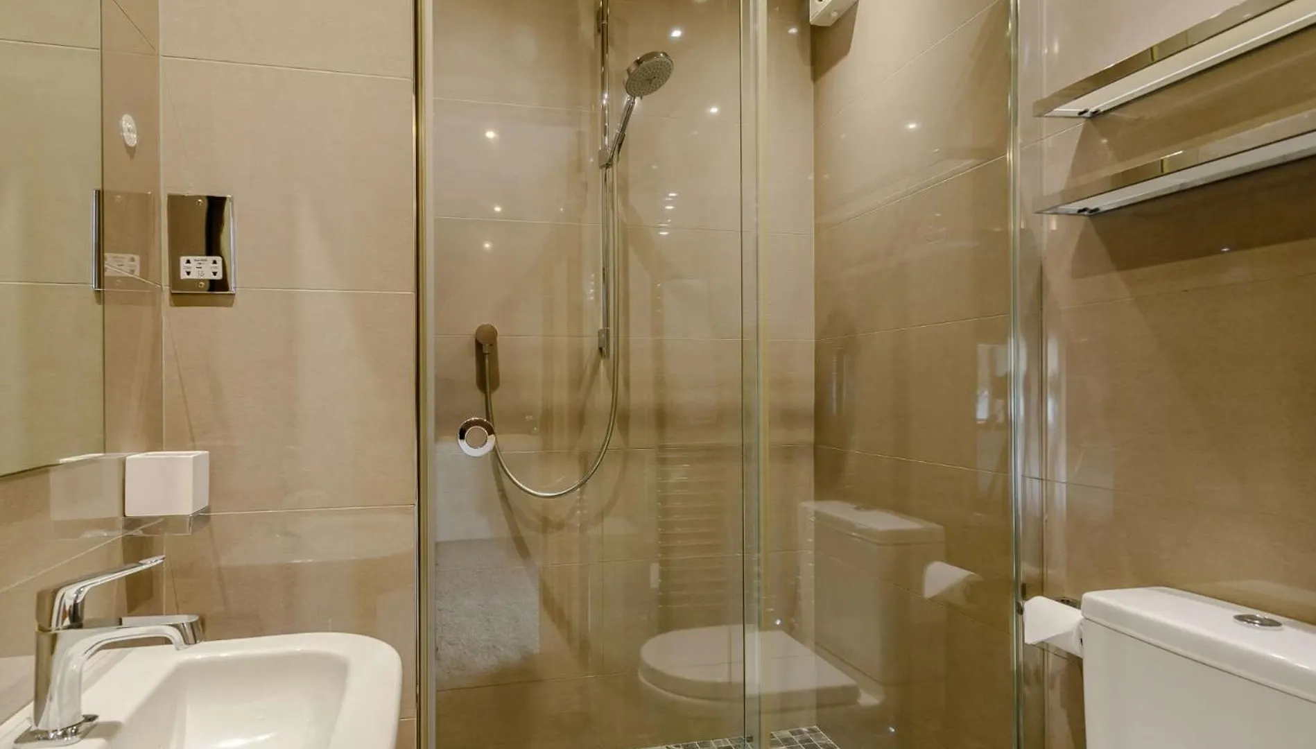 Holiday home 3 Bed In Halifax 90209 Villa Sowerby Bridge