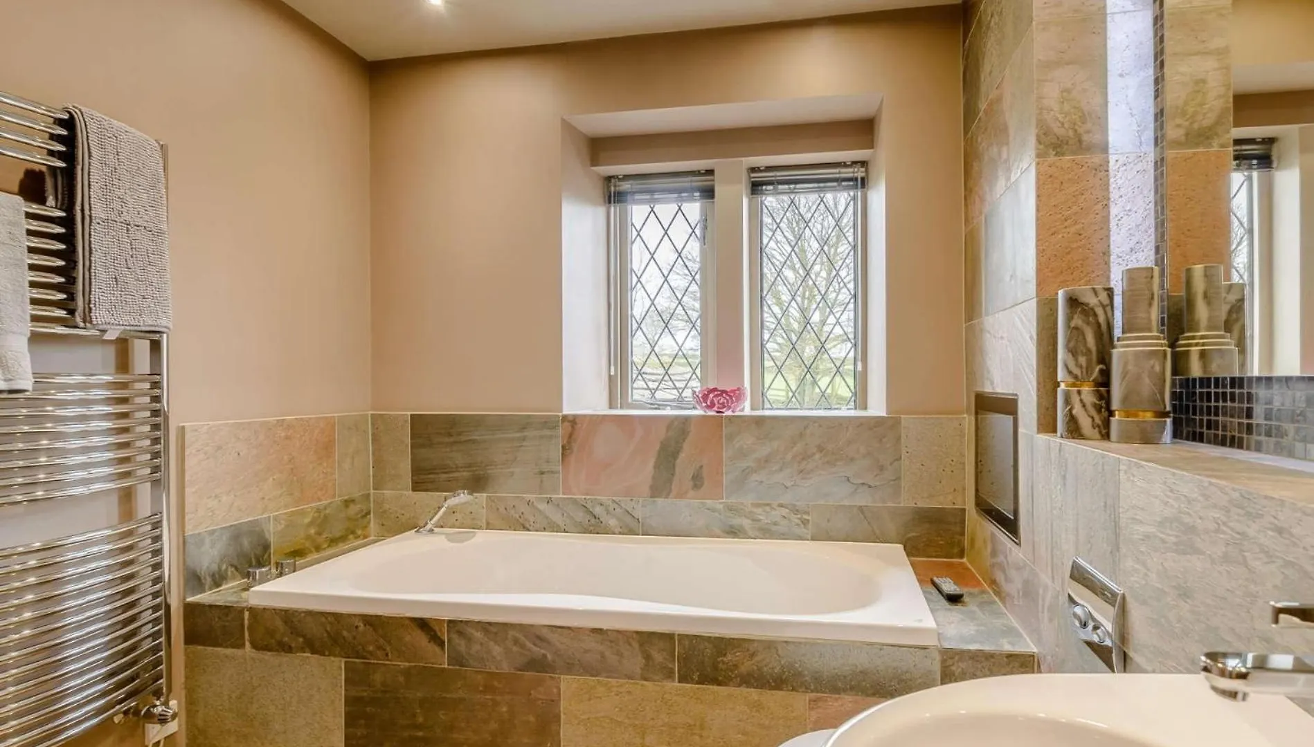 3 Bed In Halifax 90209 Villa Sowerby Bridge Holiday home