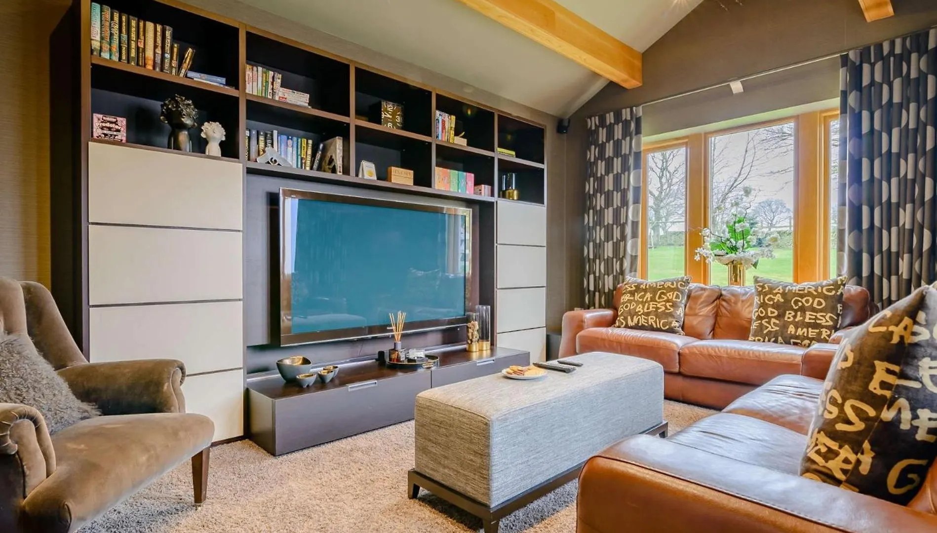 3 Bed In Halifax 90209 Villa Sowerby Bridge